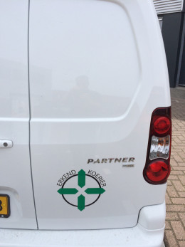 Erkend Koerier logo op bestelbus Erkend-Koerier-logo-op-bestelbus-260x347.jpg